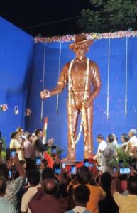 শহীদ ভগৎ সিং এর ১৫ ফুটের পূর্ণাবয়ব মূর্তির আবরণ উন্মোচন