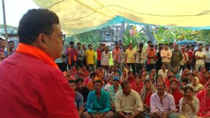 এগরার দেশবন্ধু পঞ্চায়েত এলাকায় জনসংযোগ বিজেপি প্রার্থী দিব্যেন্দু অধিকারীর